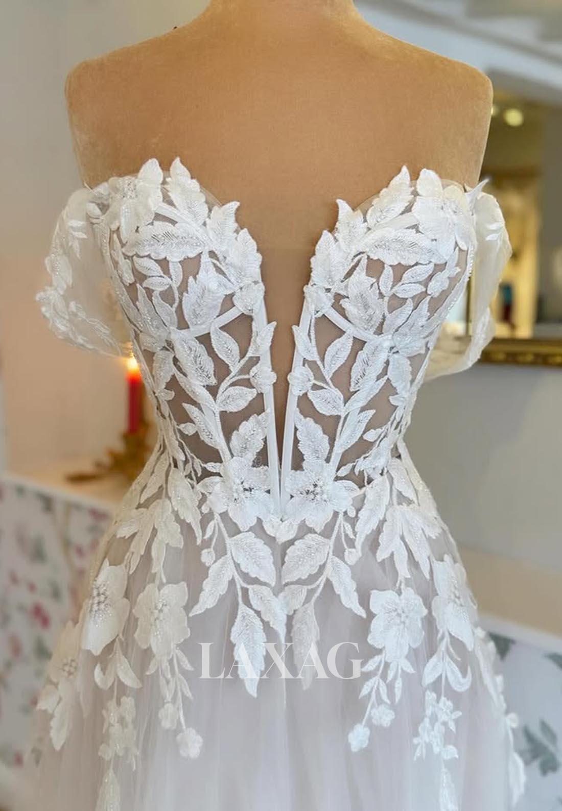 Off-Shoulder Sleeveless Applique Tulle Bride Gowns Plunging V-Neck Pleated A-Line Wedding Dress