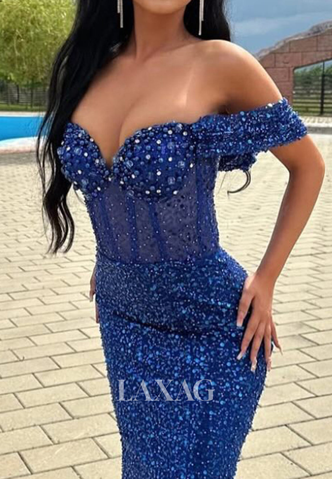 Sweetheart Off-Shoulder Sleeveless Mermaid Prom Dress Fully Sequined Beaded Pleated Party Gowns