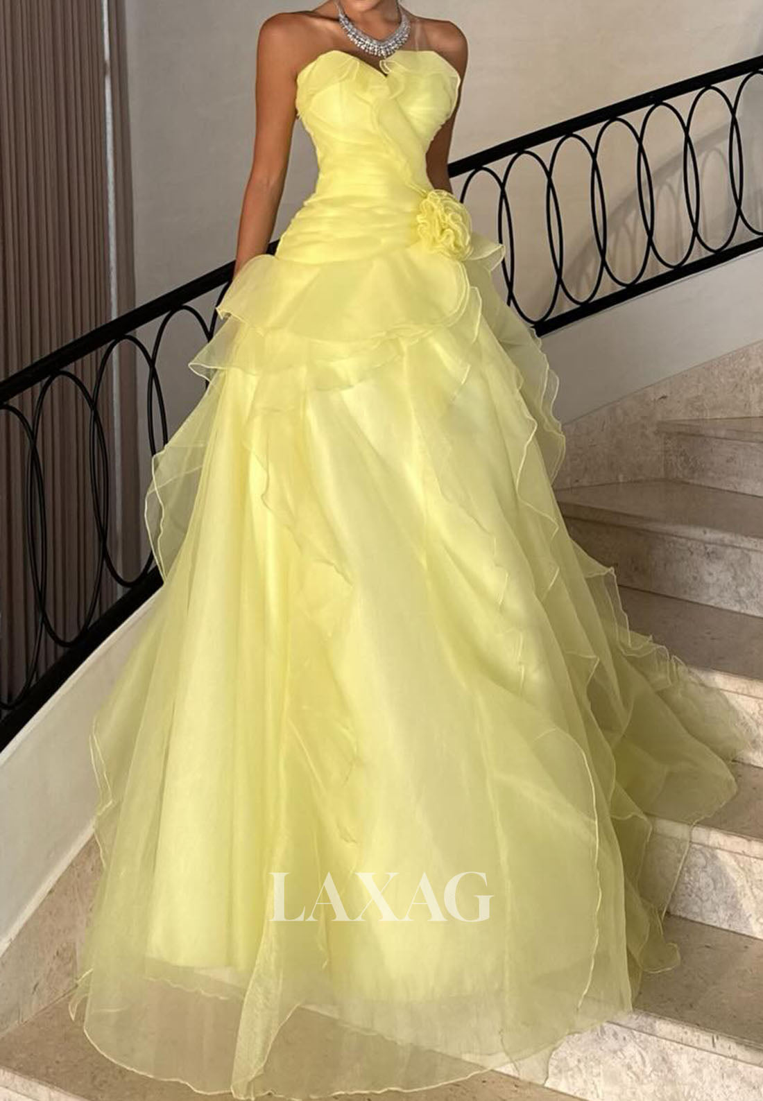 Off-Shoulder Sweetheart Sleeveless Formal Gowns Pleated Tulle Tiered A-Line Evening Dress