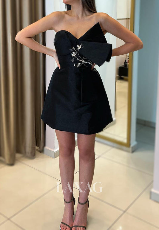 Sweetheart Off-Shoulder Sleeveless Rhinestone Pleated Satin A-Line Party Homecoming Dress