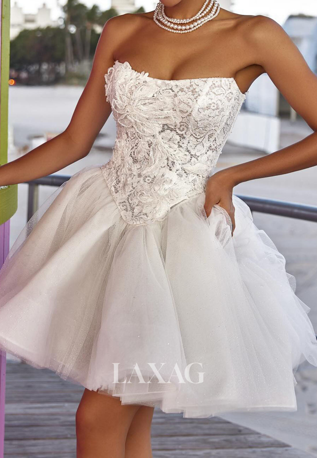 Scoop-Neck Floral Embellished Lace Applique Pleated Tulle A-Line Party Homecoming Dress