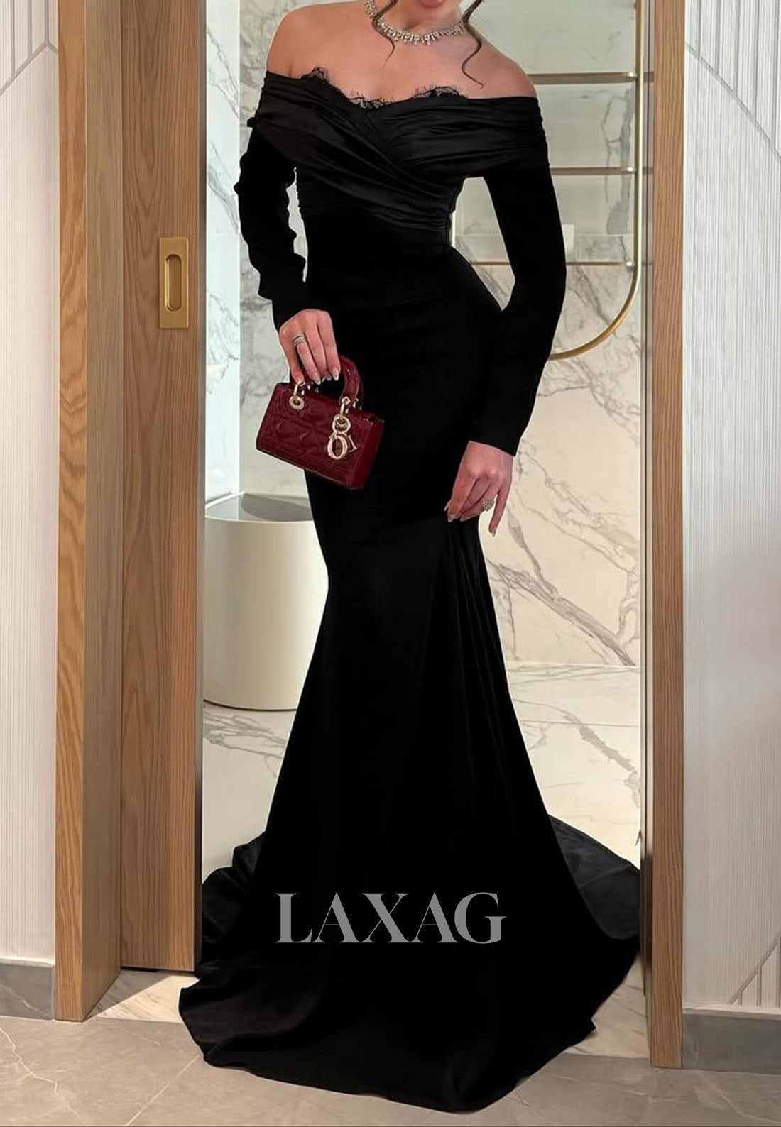 Sweetheart Long-Sleeves Pleated Satin Formal Gowns Off-Shoulder Sweep Train Mermaid Evening Dress