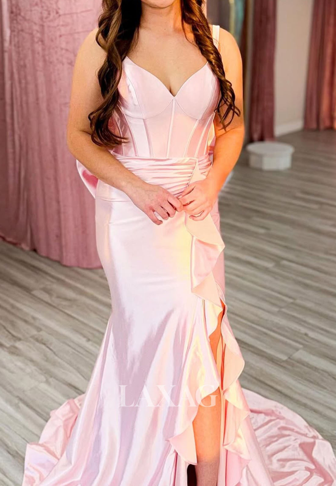 V-Neck Straps Ruffled Satin Pleated Mermaid Prom Dress Sleeveless Sweep Train High Slit Party Gowns