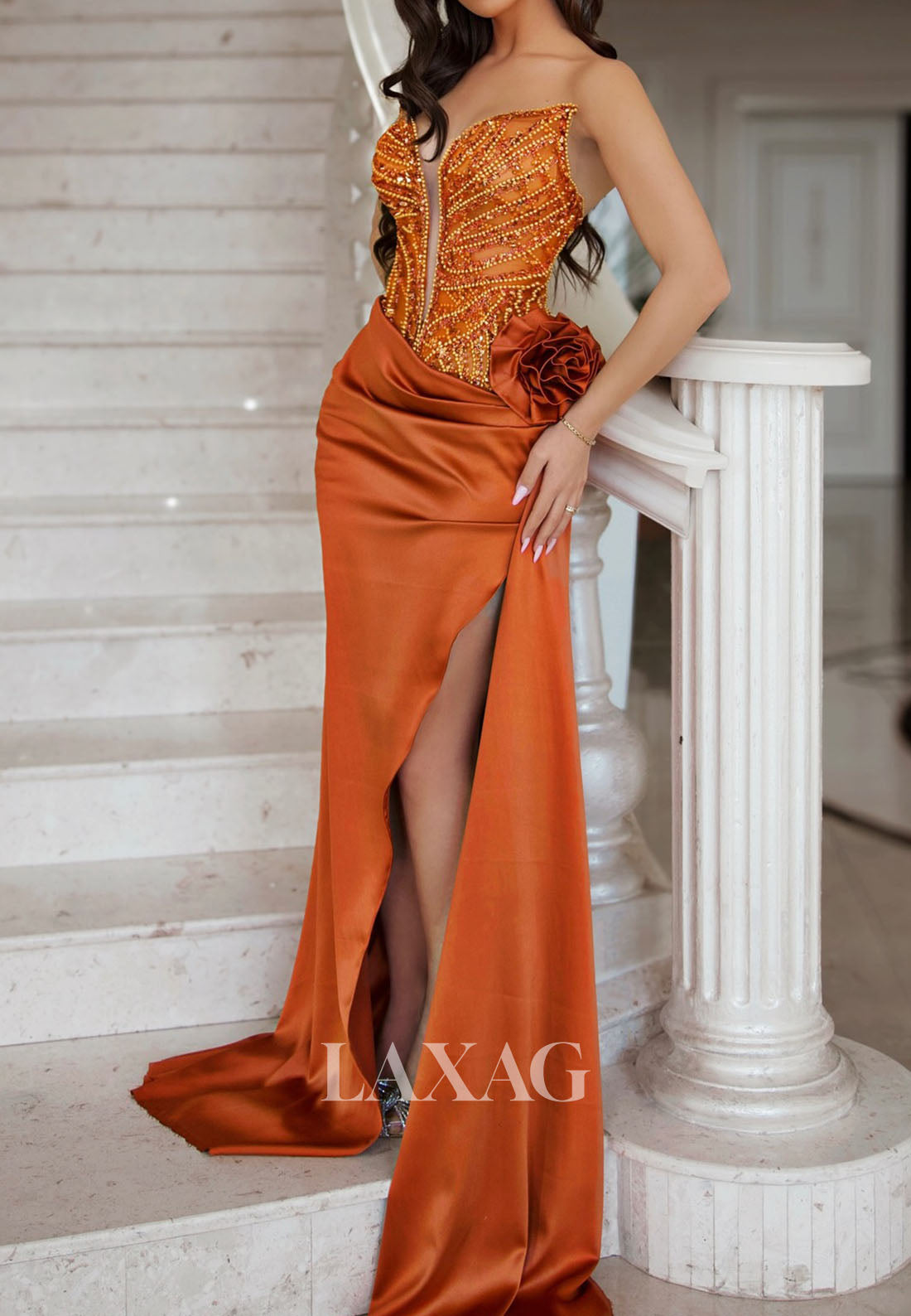 Plunging V-Neck Sleeveless Mermaid Prom Dress Off-Shoulder Sequined Beaded Satin Evening Gowns