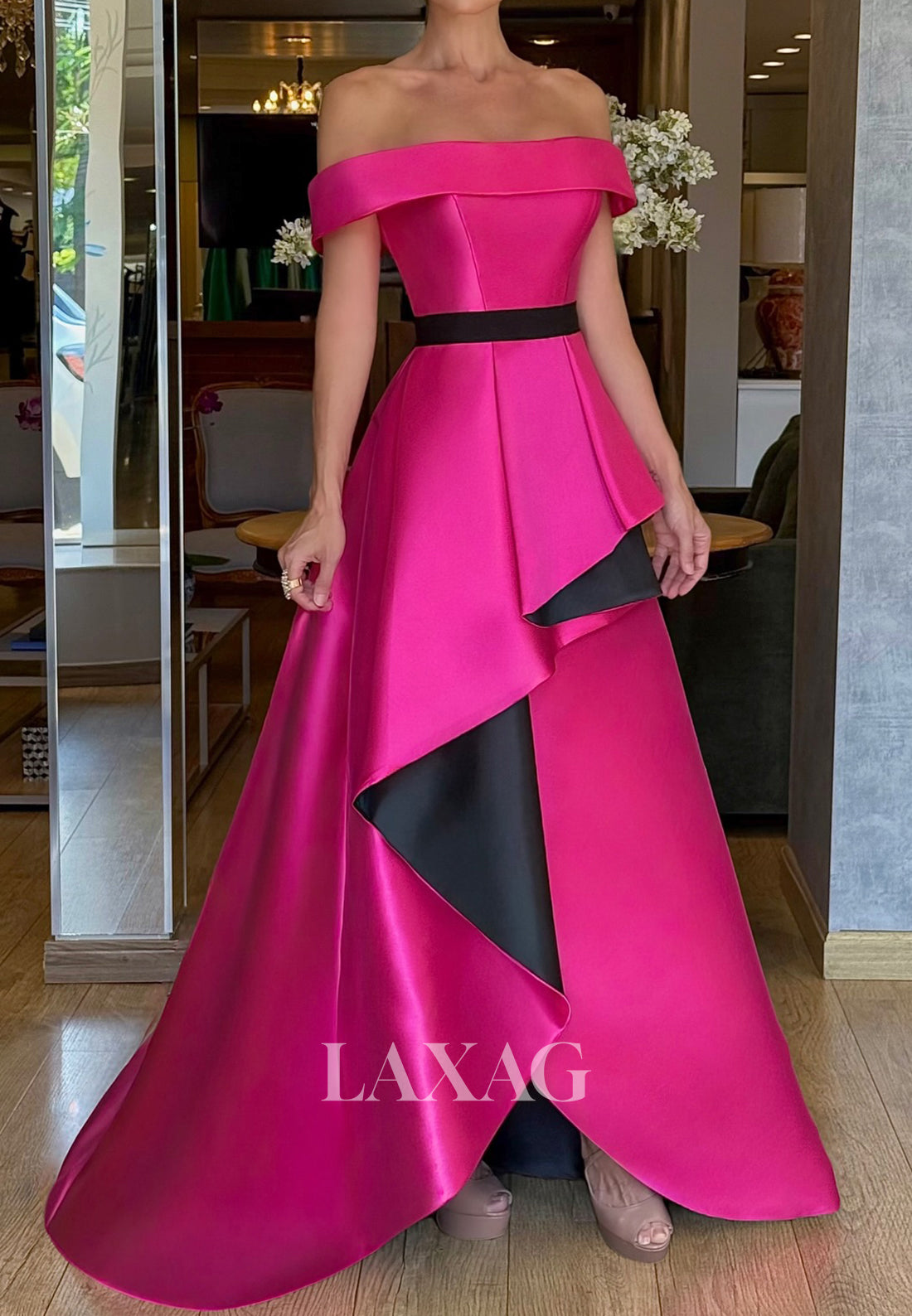 Bateau-Neck Sleeveless Two Tone Satin Pleated Floor-Length A-Line Evening Dress with Slit