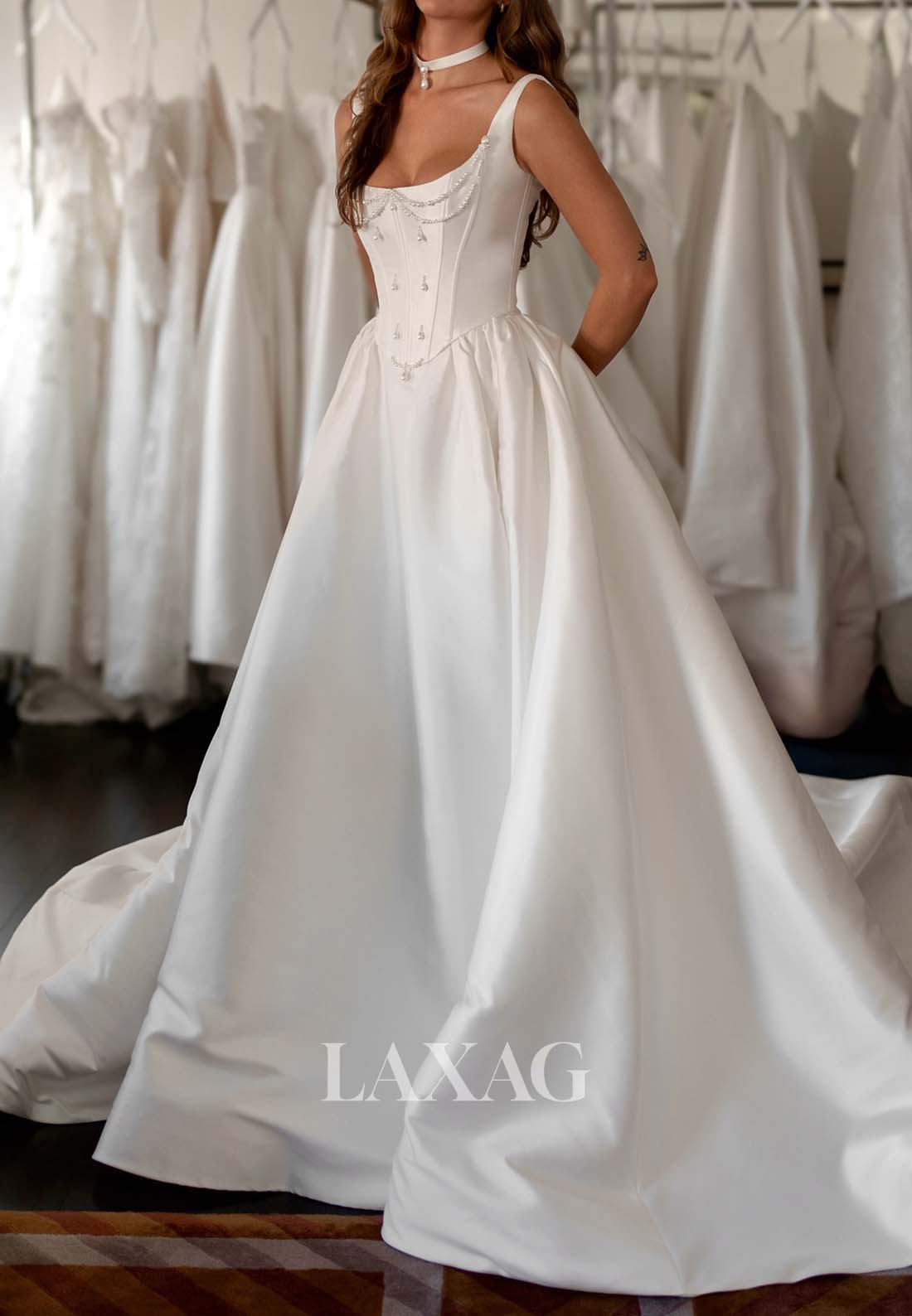 Scoop-Neck Straps Long A-Line Wedding Dress Sleeveless Beaded Pleated Satin Bride Gowns