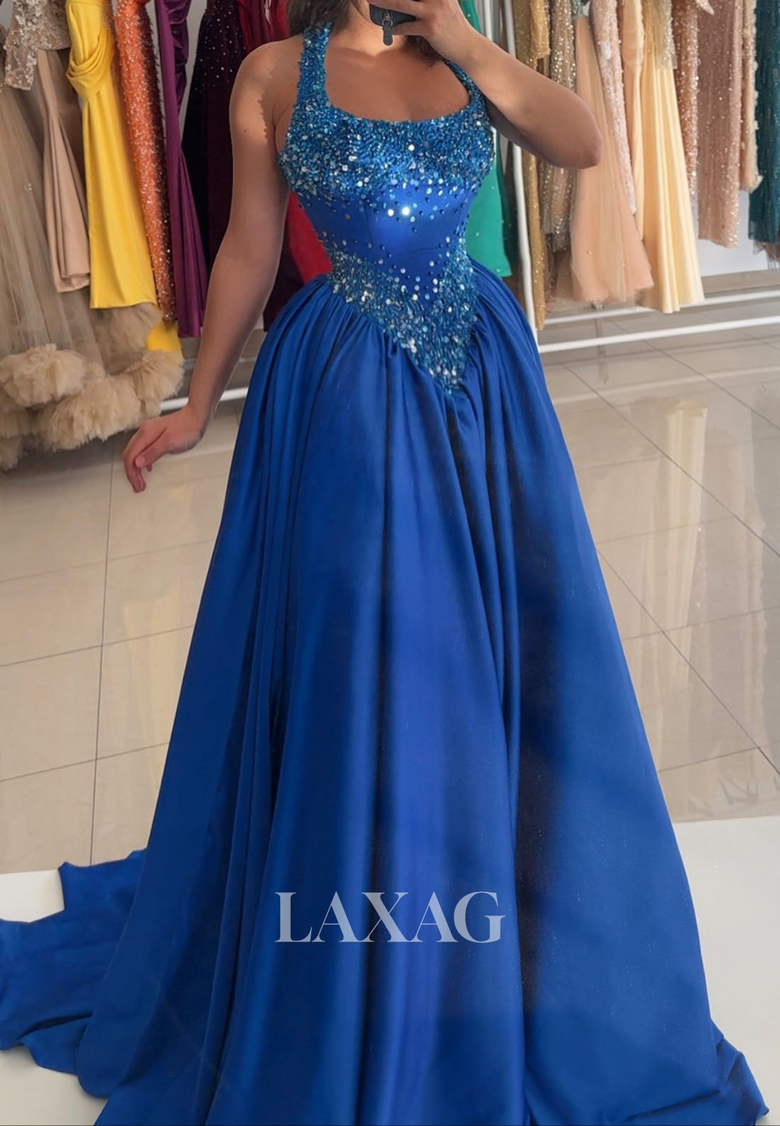 Halter Scoop-Neck Sequined Beaded Party Gowns Sleeveless Pleated Satin A-Line Prom Dress