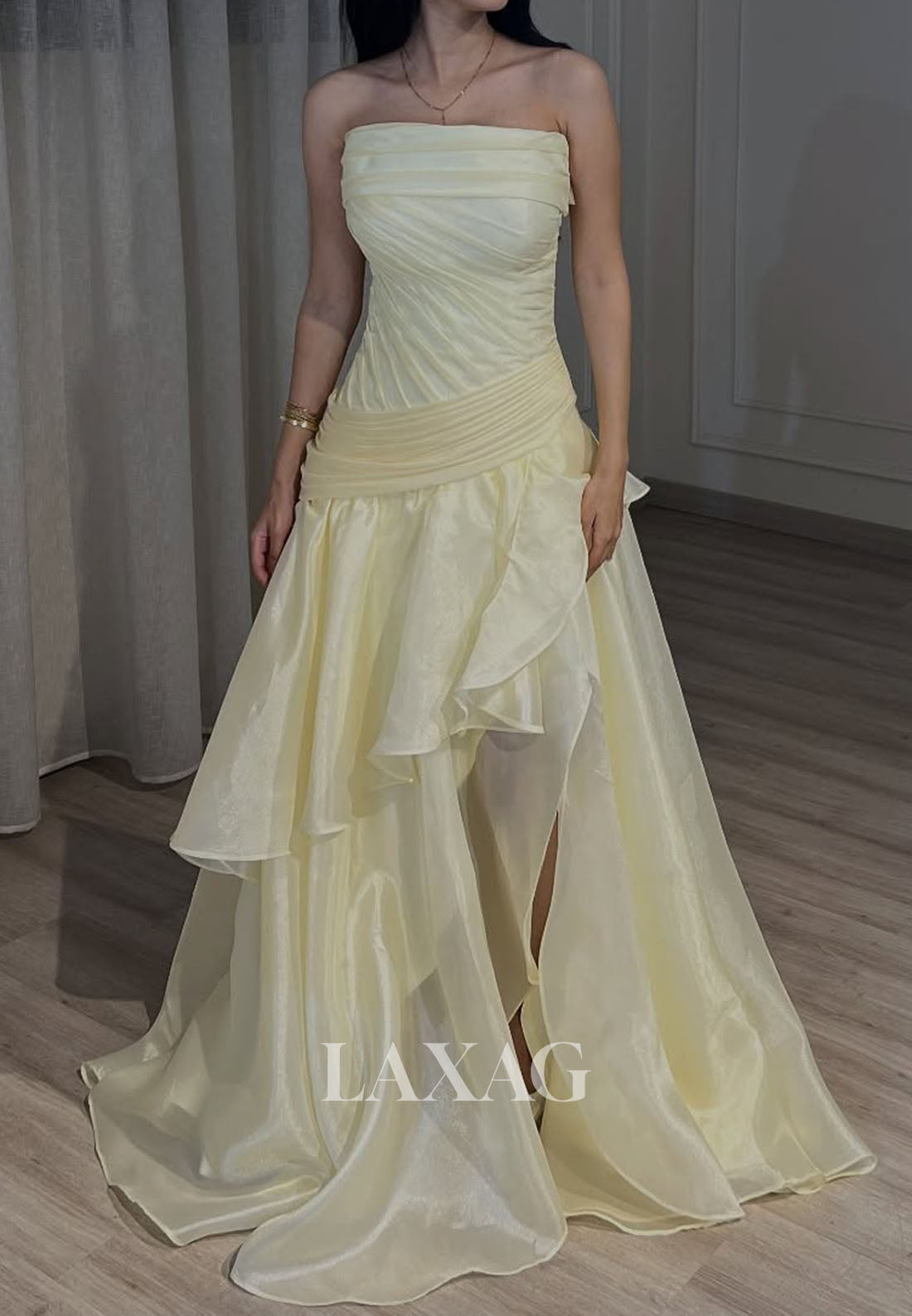 Tube Top Off-Shoulder Sleeveless Party Gowns Pleated Chiffon A-Line Prom Dress with Slit