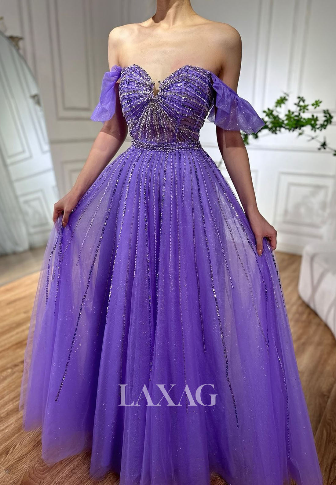 Sweetheart Sleeveless Sequined Beaded Pleated Tulle Floor-Length A-Line Party Prom Dress