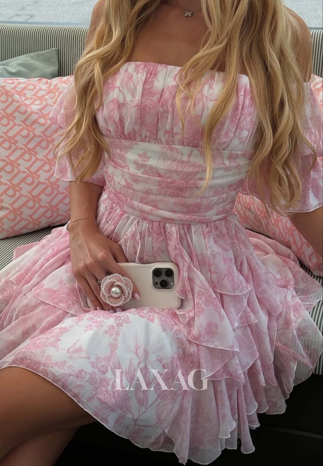 Bateau-Neck Off-Shoulder Sleeveless Pleated Print-Chiffon Tiered A-Line Party Homecoming Dress