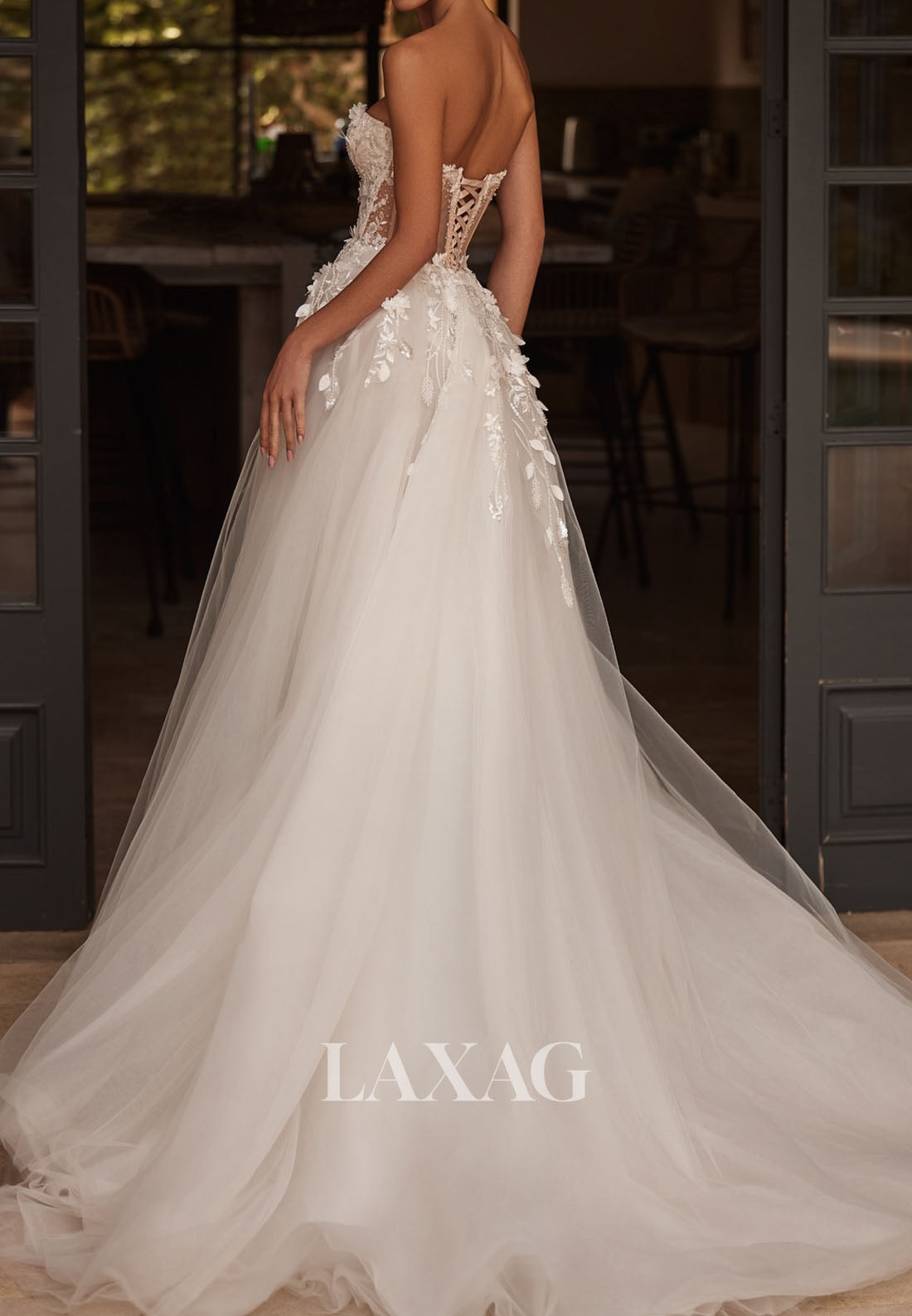 Sweetheart Off-Shouder Sleeveless Sequined Applique Pleated Tulle High Slit A-Line Wedding Dress