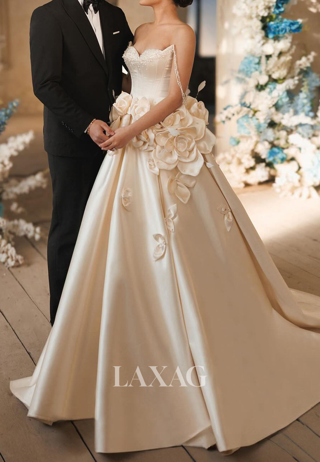 Sweetheart Sleeveless Pleated Satin Bride Gowns Floral Embellished Beaded A-Line Wedding Dress