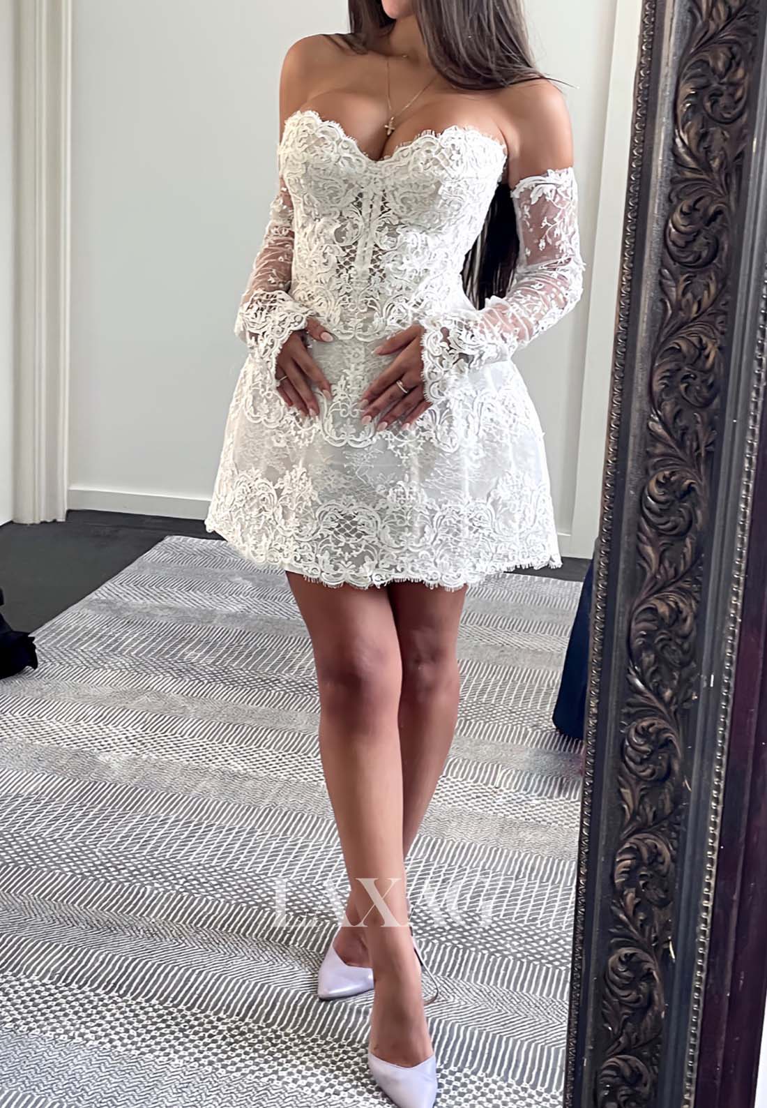 Sweetheart Long-Sleeves A-Line Wedding Dress Allover Lace Applique Beach Bride Gowns