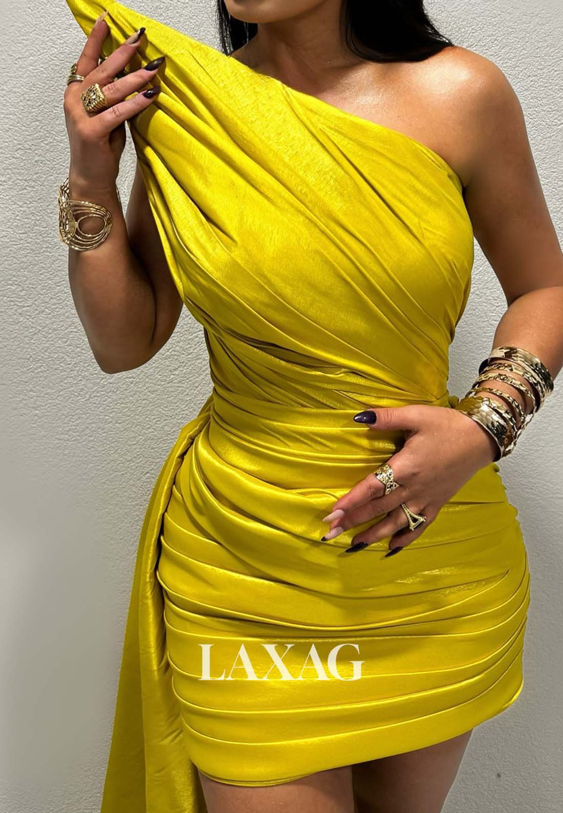 Asymmetrical-Neck Off-Shoulder Sleeveless Pleated Satin Mermaid Homecoming Dress with Sweep Train