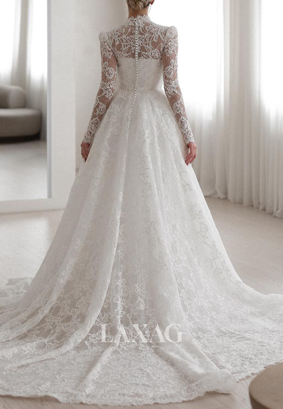 Square-Neck Long-Sleeves A-Line Wedding Dress Allover Lace Applique Pleated Sheer Bride Gowns