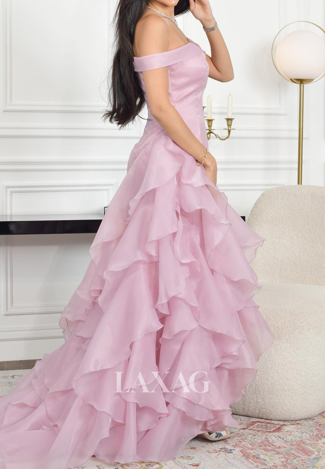 Off-Shoulder Tiered Chiffon A-Line Evening Dress Simple Sweetheart Sleeveless Formal Gowns