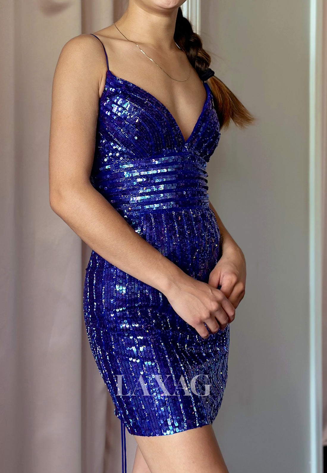 V-Neck Spaghetti Straps Sleeveless Fully Sequined Mermaid Party Homecoming Dress