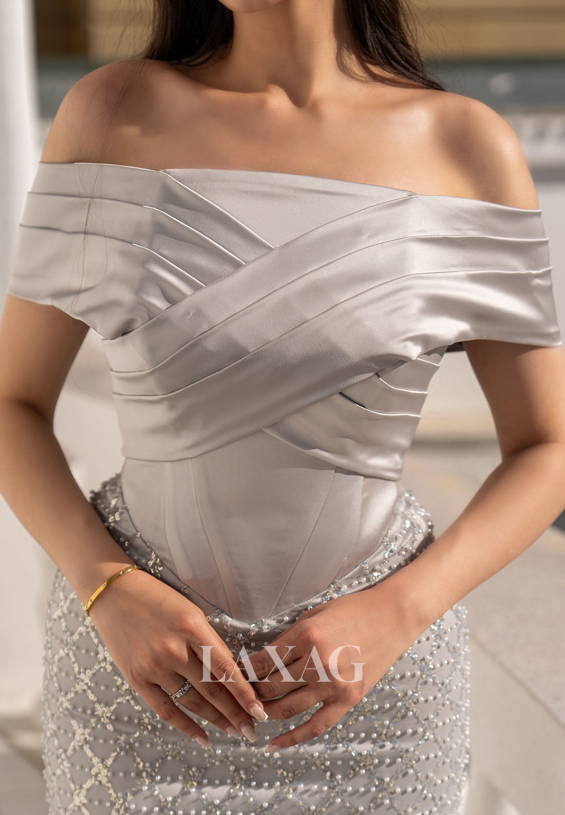 Bateau-Neck Sleeveless Pleated Satin Mermaid Evening Dress Sequined Beaded Floor-Length Formal Gowns