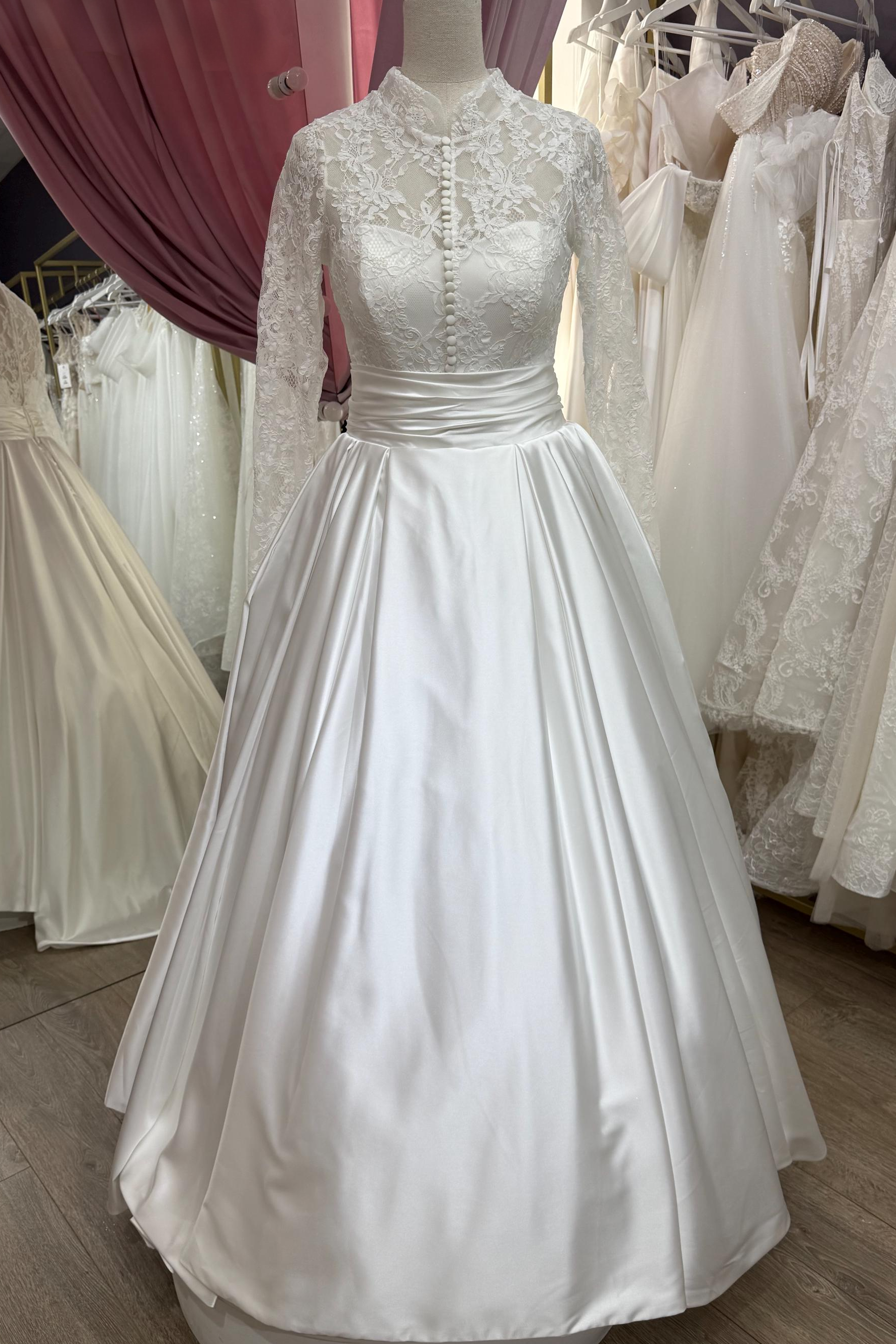 High-Neck Long-Sleeves Beaded Lace Applique Tulle&Satin Pleated A-Line – Laxag
