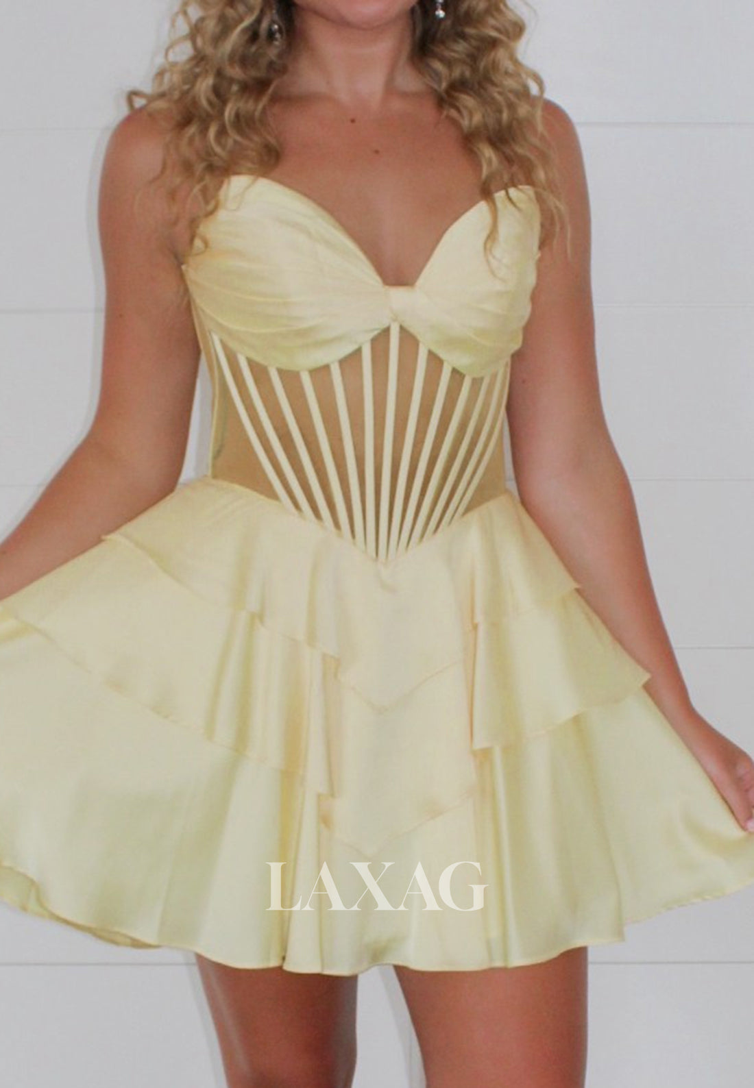 Sweetheart Off-Shoulder Sleeveless Pleated Satin Tiered A-Line Party Homecoming Dress