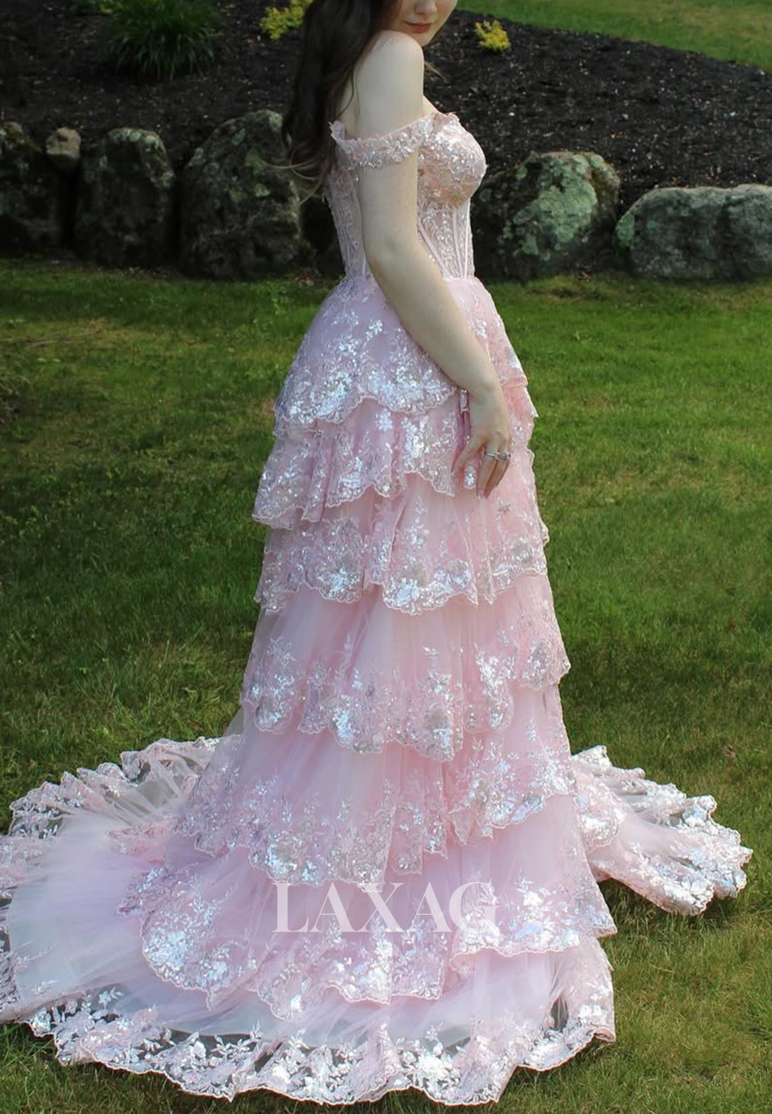 Sweetheart Tulle Ruffled Tiered Party Gowns Fully Sequined Applique High Slit A-Line Prom Dress