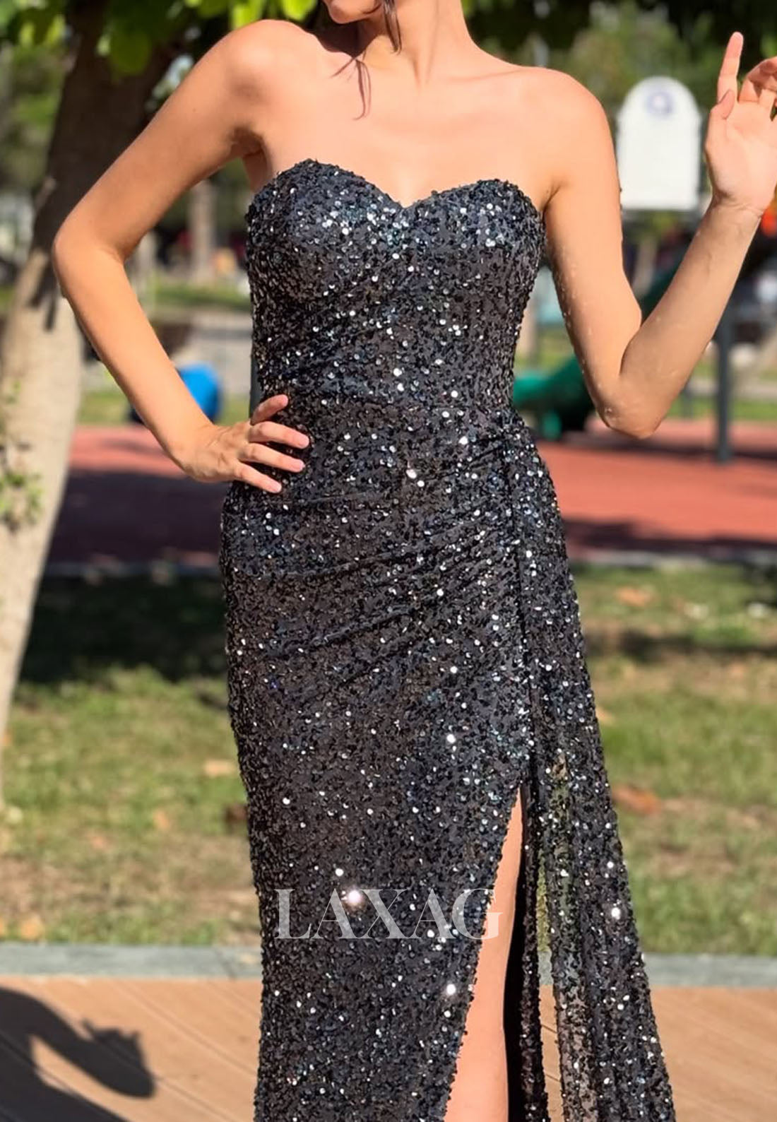 Off-Shoulder Sweetheart Sleeveless Mermaid Prom Dress Fully Sequined High Slit Party Gowns