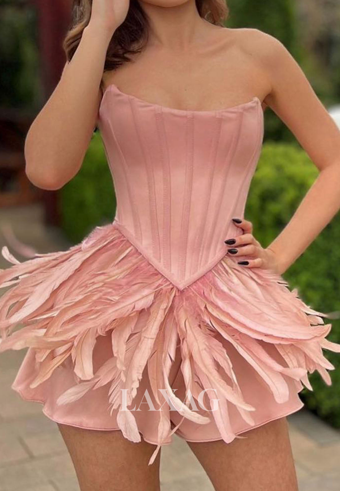 Scoop-Neck Off-Shoulder Sleeveless Feathered Pleated Satin A-Line Party Homecoming Dress