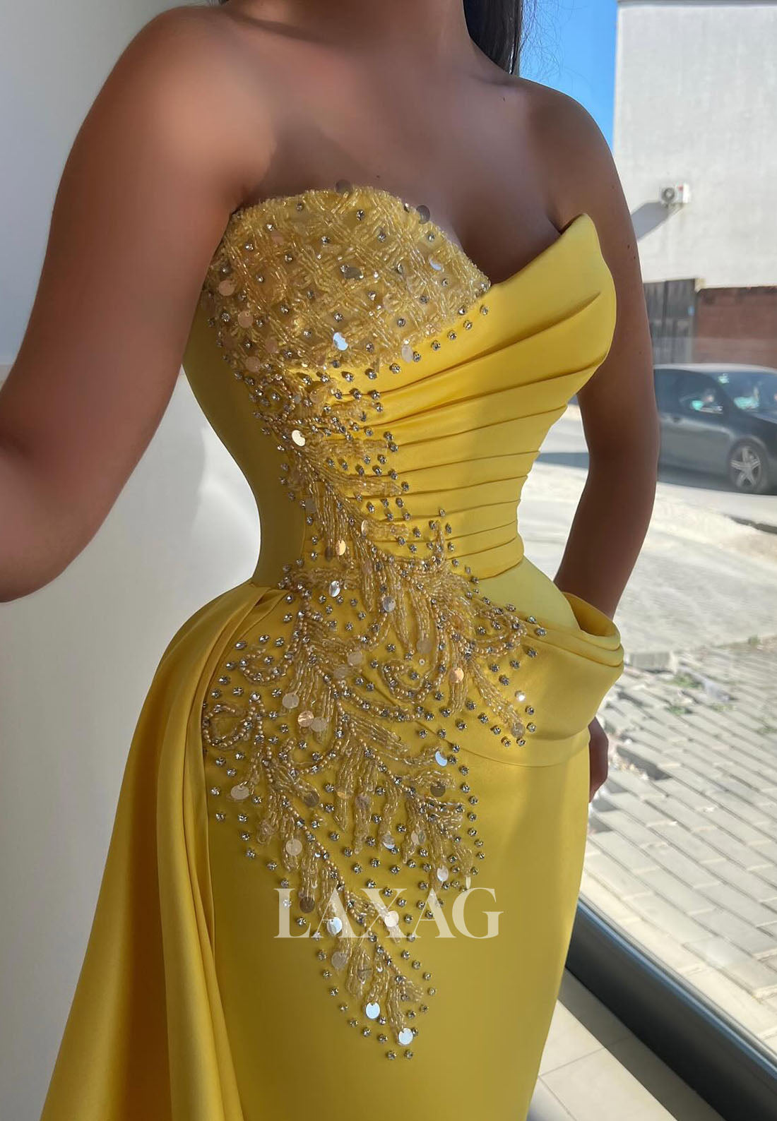 Sweetheart Sleeveless Pleated Satin Formal Gowns Sequined Beaded Sweep Train Mermaid Evening Dress