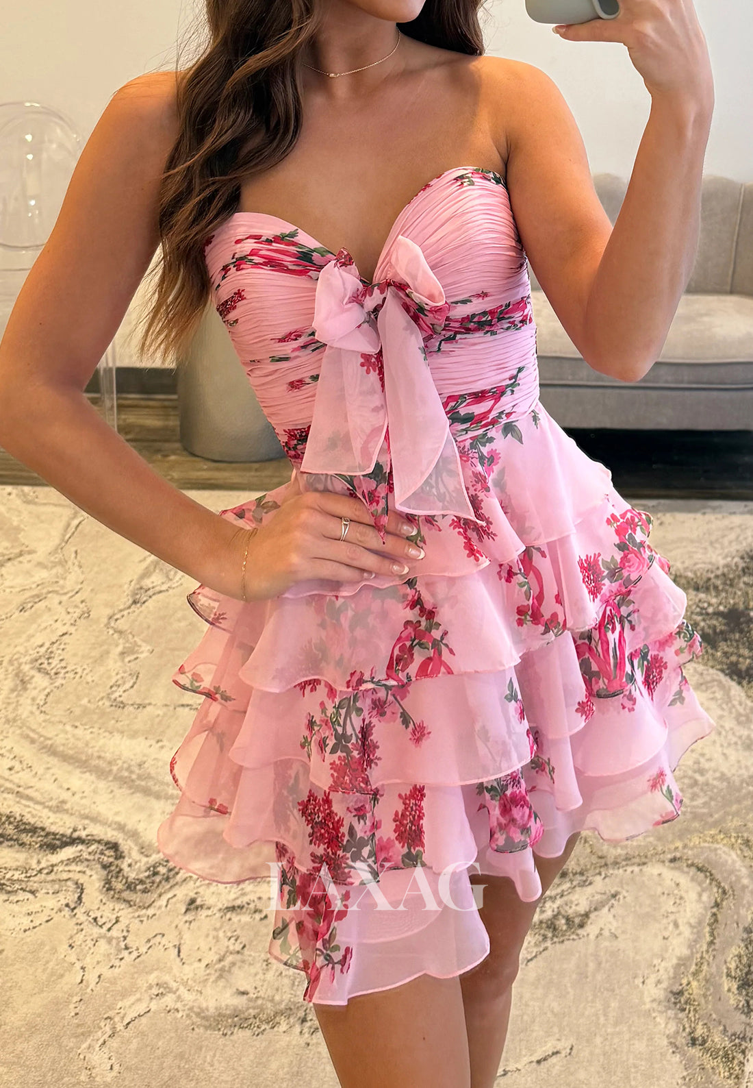 Sweetheart Off-Shoulder SleevelessPleated Chiffon Tiered Short A-Line Party Homecoming Dress