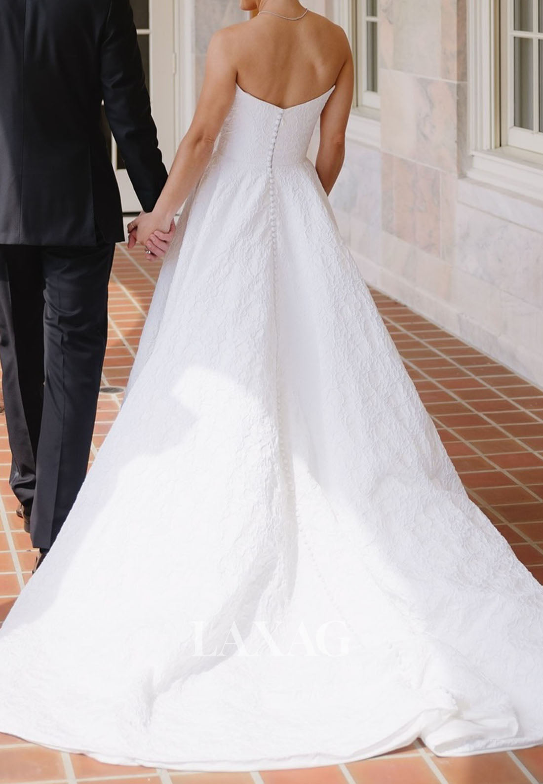 Sweetheart Off-Shoulder Bride Gowns Applique Pleated Satin A-Line Wedding Dress with Train