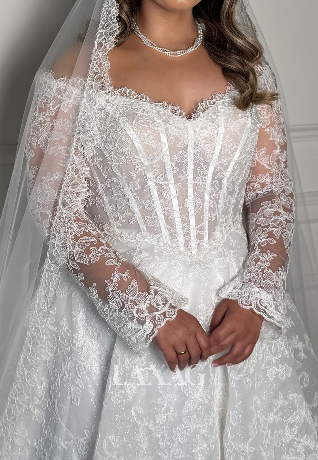 Sweetheart Long-Sleeves A-Line Wedding Dress Off-Shoulder Allover Lace Pleated Bride Gowns