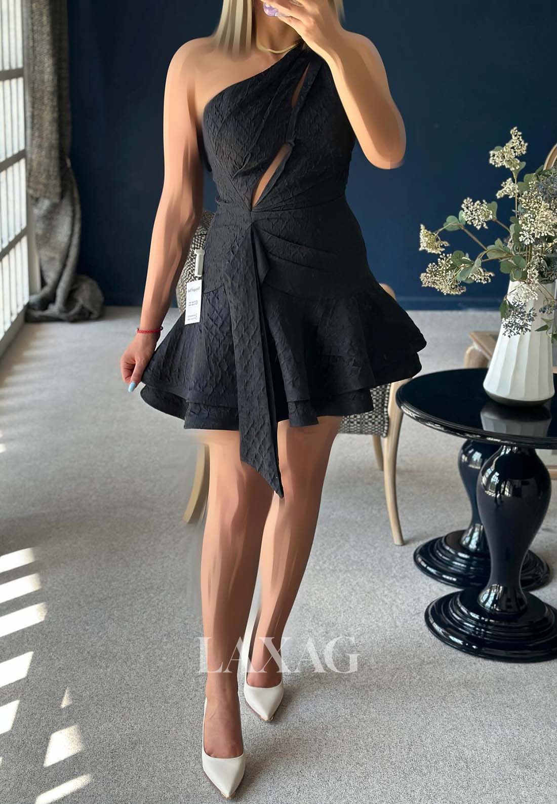 Asymmetrical-Neck Off-Shoulder Sleeveless Pleated Satin Tiered A-Line Party Homecoming Dress