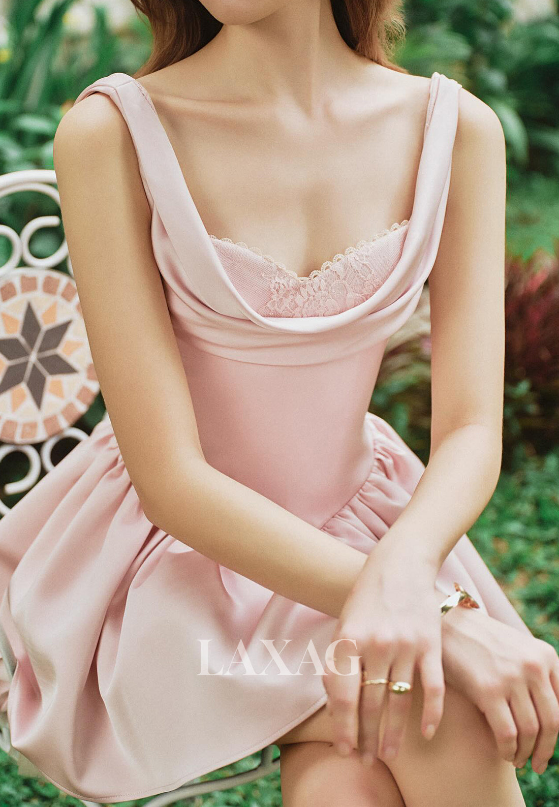 Sweetheart Straps Sleeveless Applique Pleated Satin Short A-Line Party Homecoming Dress