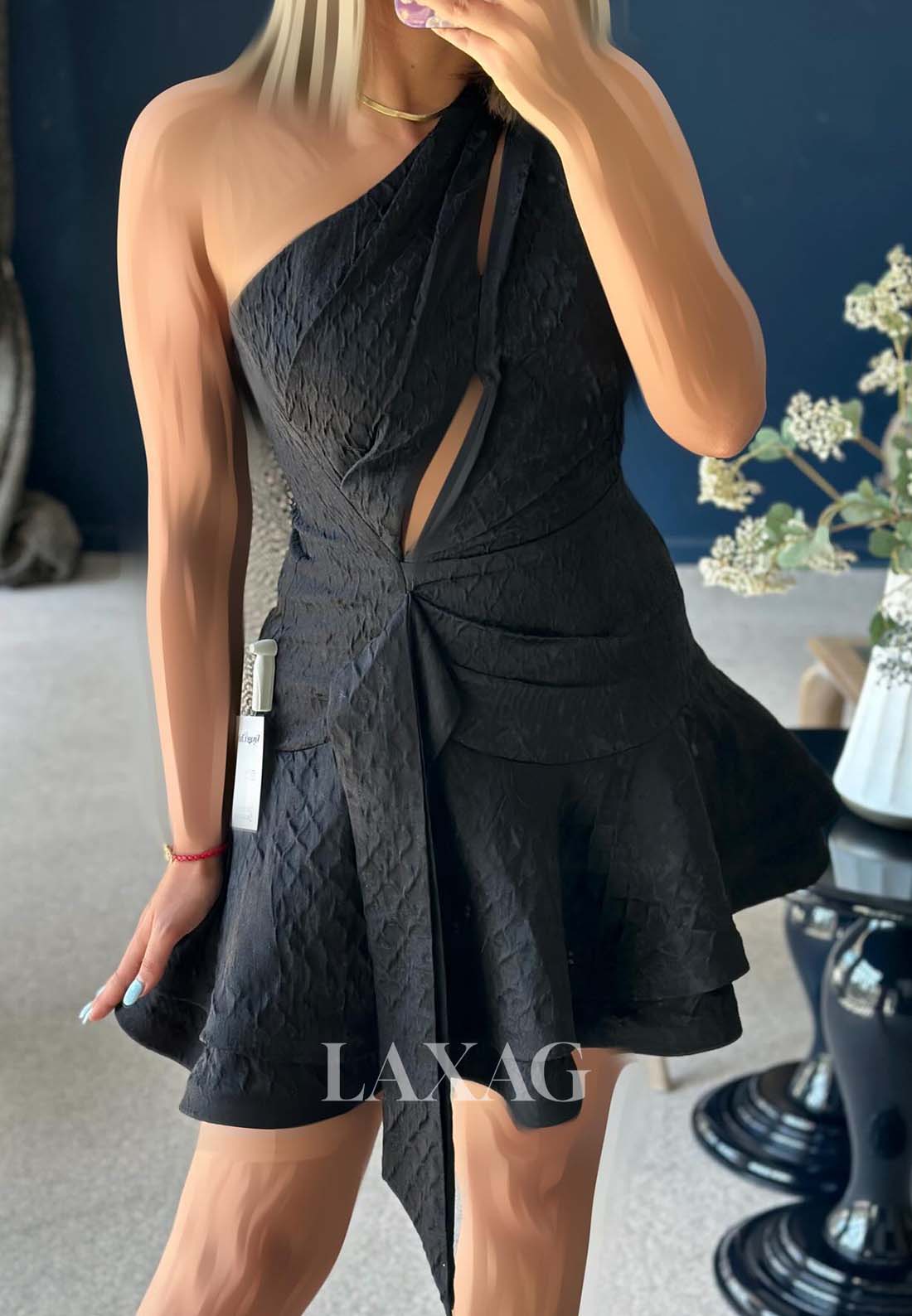 Asymmetrical-Neck Off-Shoulder Sleeveless Pleated Satin Tiered A-Line Party Homecoming Dress