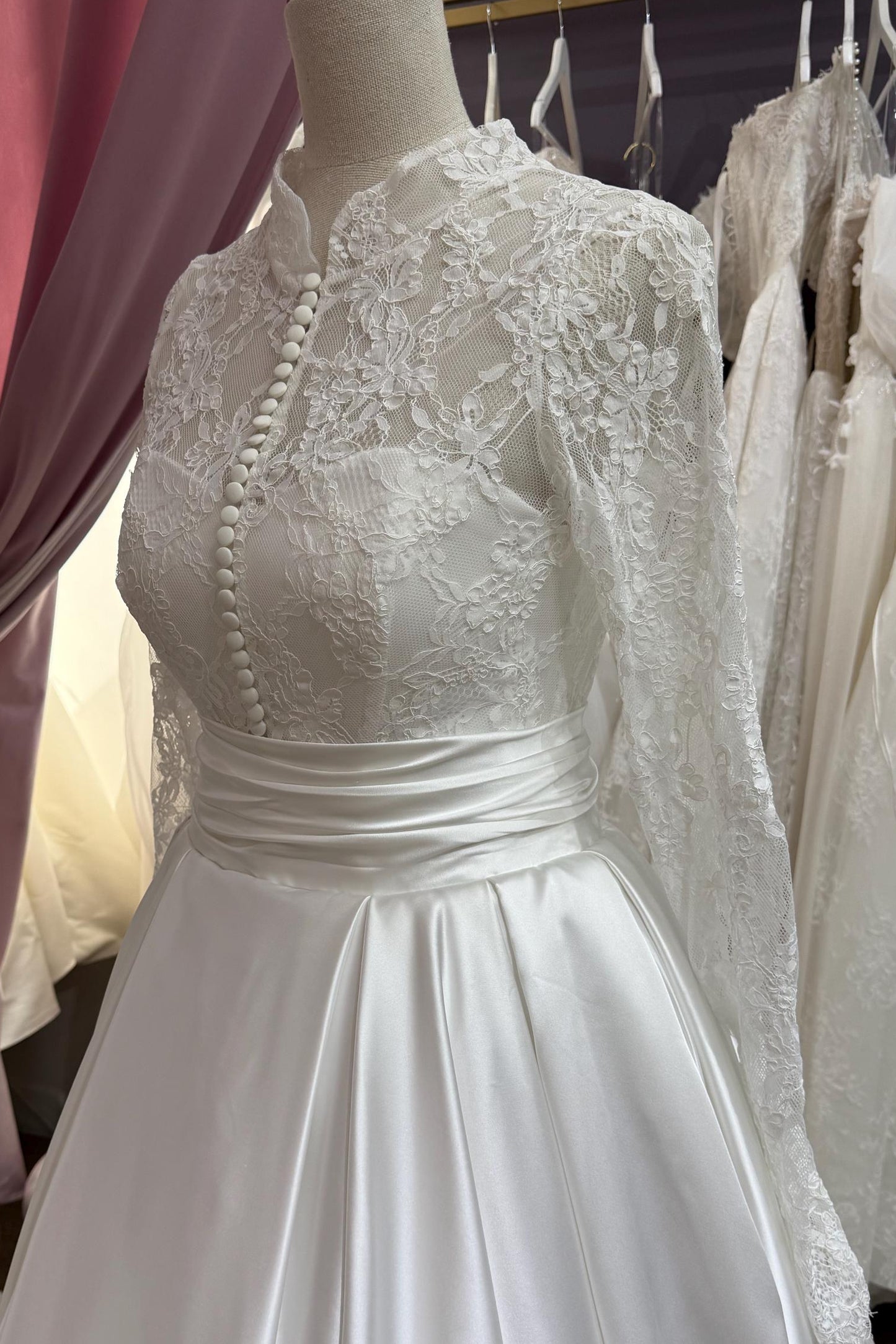 High-Neck Long-Sleeves Beaded Lace Applique Tulle&Satin Pleated A-Line Wedding Dress
