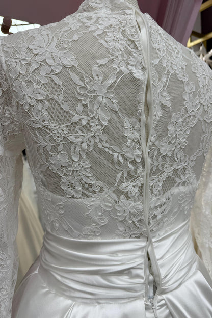 High-Neck Long-Sleeves Beaded Lace Applique Tulle&Satin Pleated A-Line Wedding Dress