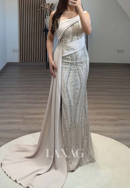 فستان سهرة حورية البحر بدون أكمام ورقبة غير متماثلة، مزين بالكامل بالخرز، مع ذيل من الساتان