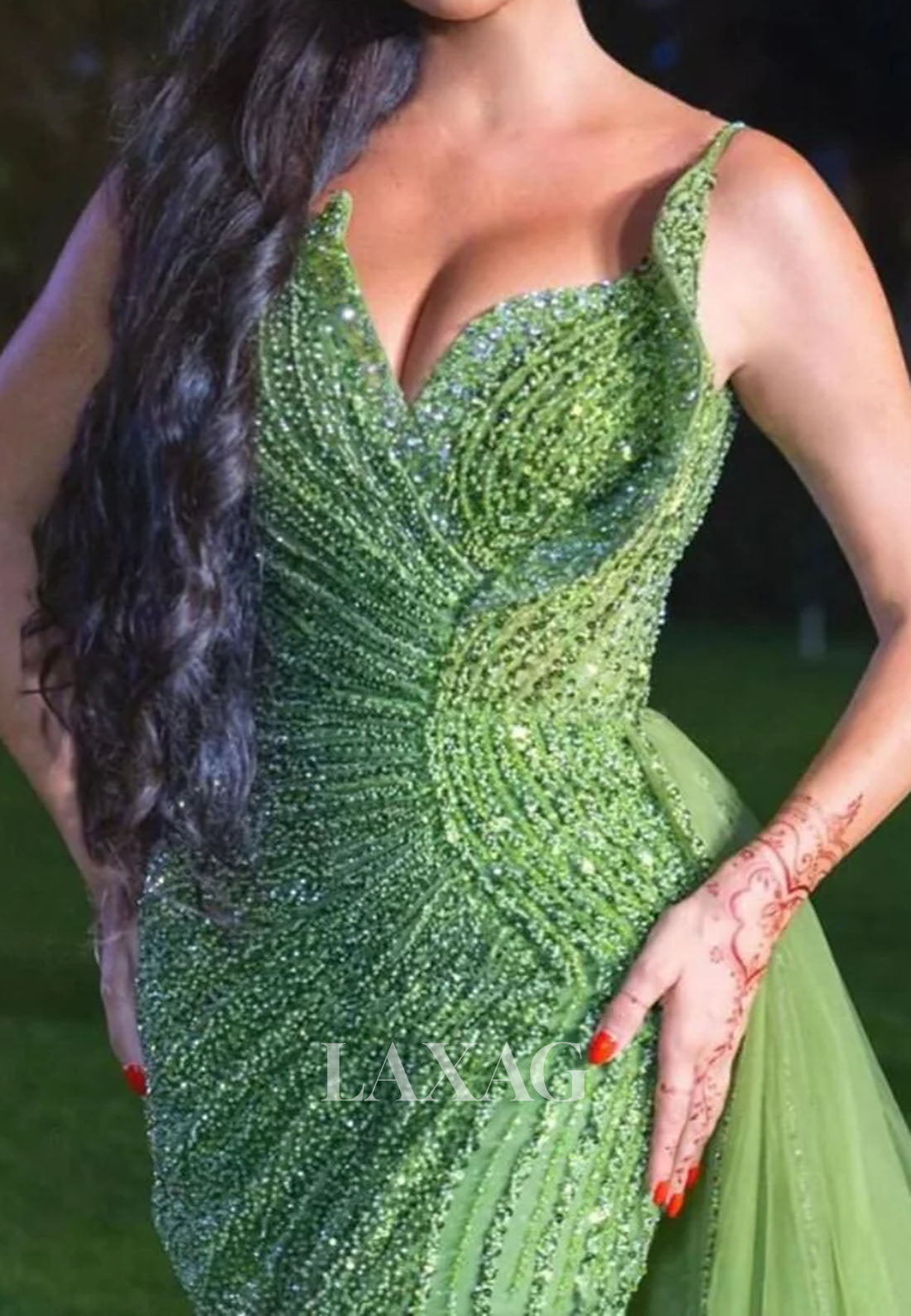 V-Neck Sleeveless Mermaid Evening Dress Off-Shoulder Fully Sequined Beaded Formal Gowns