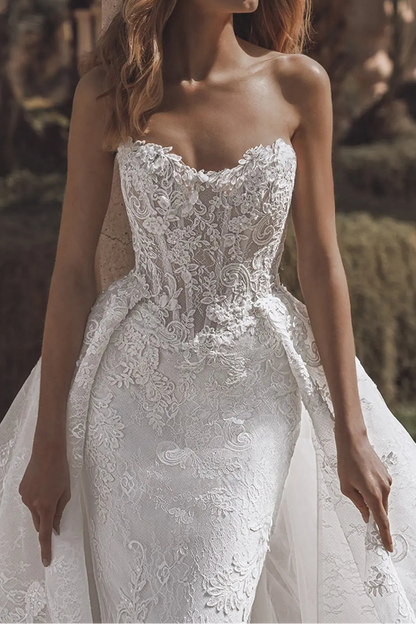 Sweetheart Off-Shoulder Sleeveless Applique Lace Pleated Mermaid Wedding Dress with Train