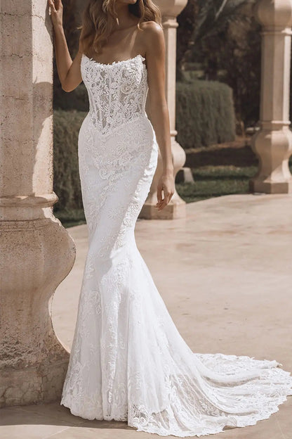Sweetheart Off-Shoulder Sleeveless Applique Lace Pleated Mermaid Wedding Dress with Train