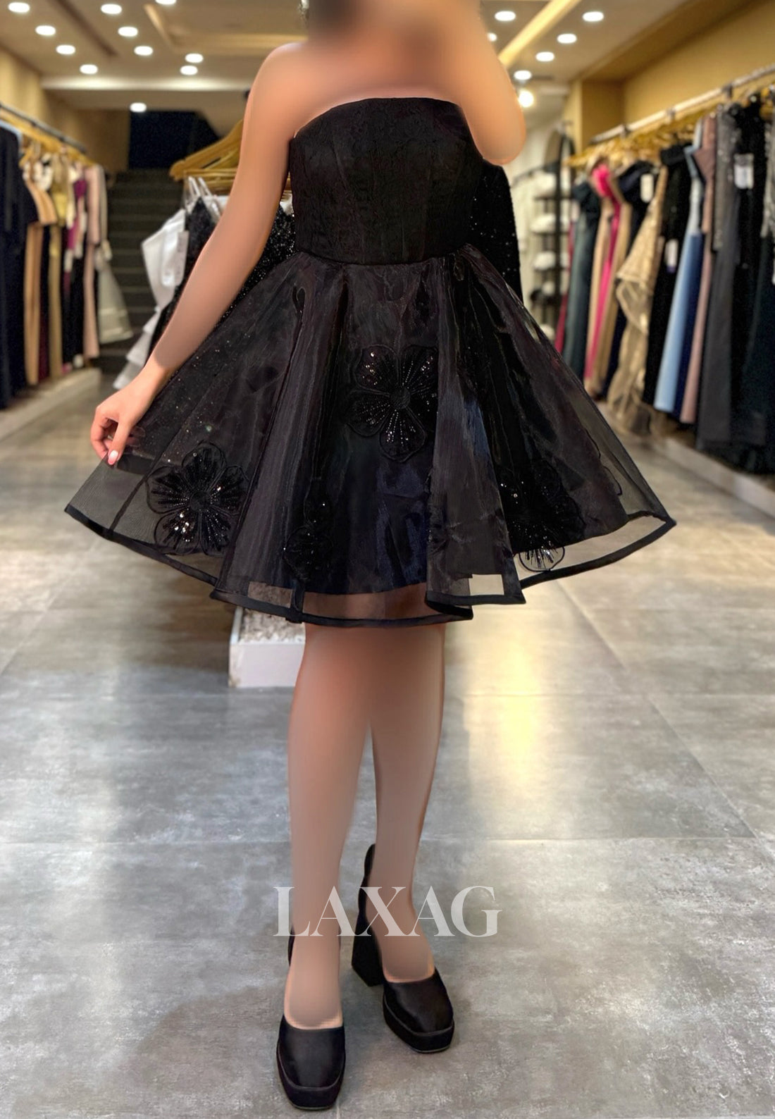 Tube Top Sleeveless Sequined Lace Applique Pleated Tulle A-Line Party Homecoming Dress