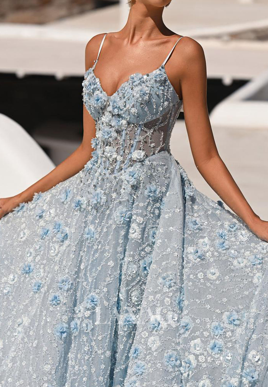 Spaghetti Straps Sweetheart Tulle Party Gowns Sequined Floral Embellished A-Line Prom Dress