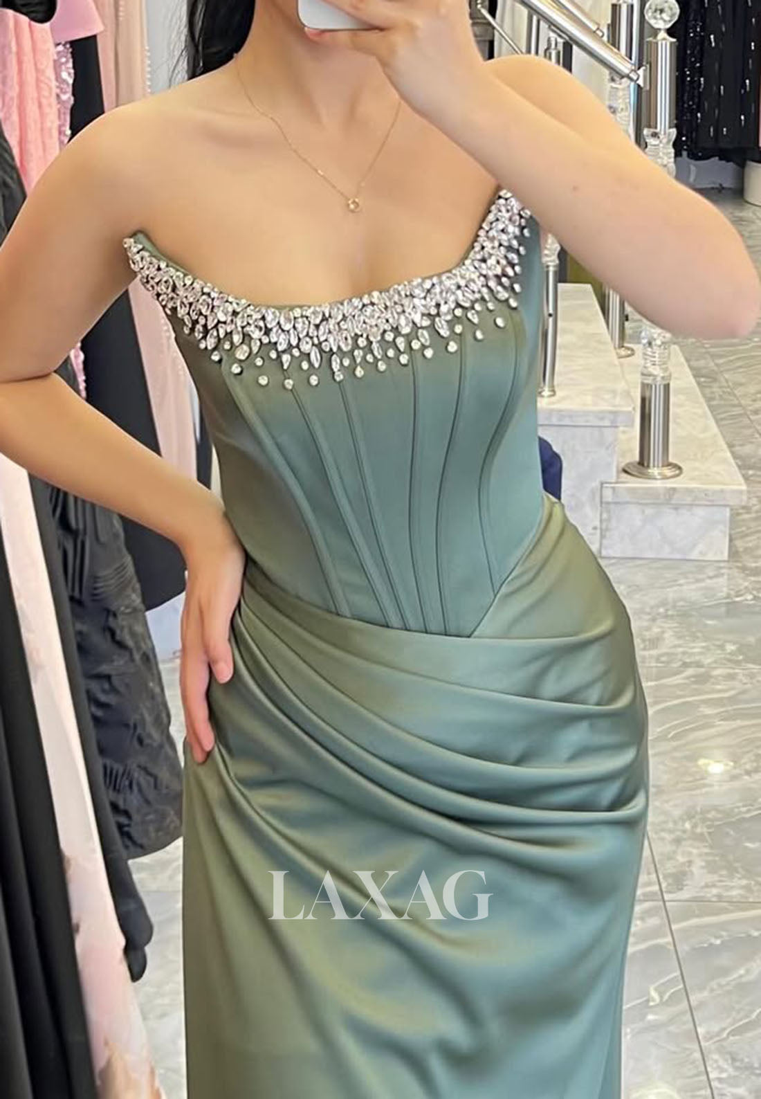 Scoop-Neck Off-Shoulder Sleeveless Formal Gowns  Floor-Length Beaded Satin Mermaid Evening Dress
