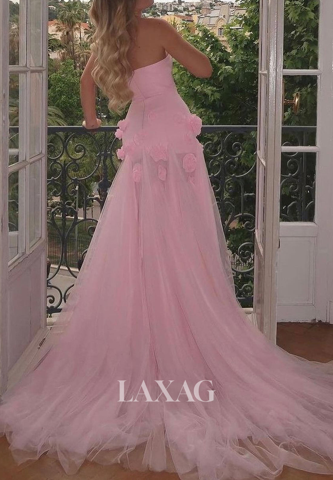 Sweetheart Off-Shoulder Sleeveless Floral Embellished Pleated Satin Mermaid Prom Dress with Train