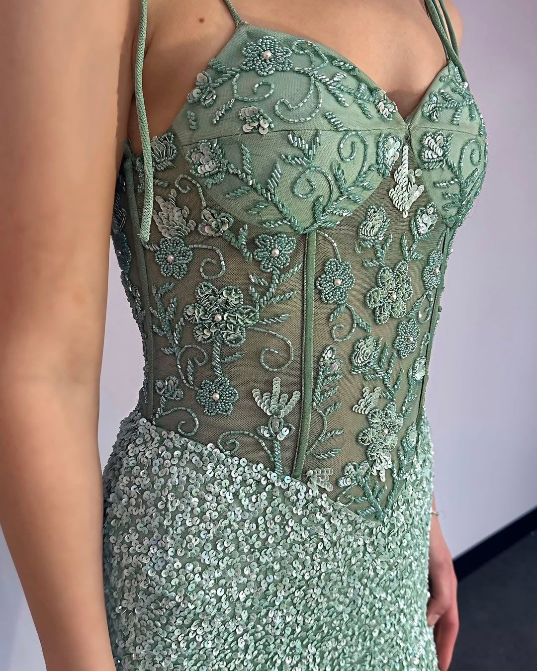 Mermaid Sweetheart Party Dress with Slit Spaghetti Straps Backless Prom Gowns