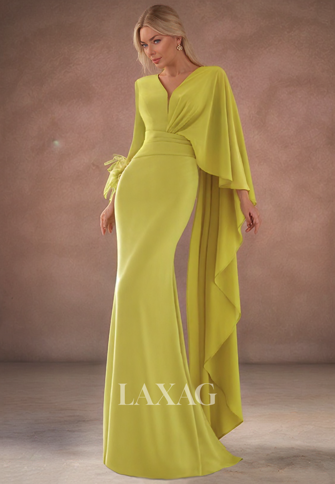 Long-Sleeves V-Neck Chiffon Mermaid Mother of the Bride Dress Pleated Floor-Length Cocktail Gowns
