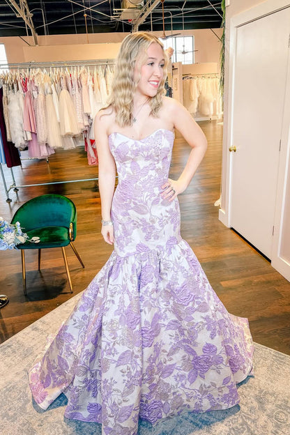 Sweetheart Sleeveless Sequined Applique Satin Pleated Trumpet Mermaid Prom Dress