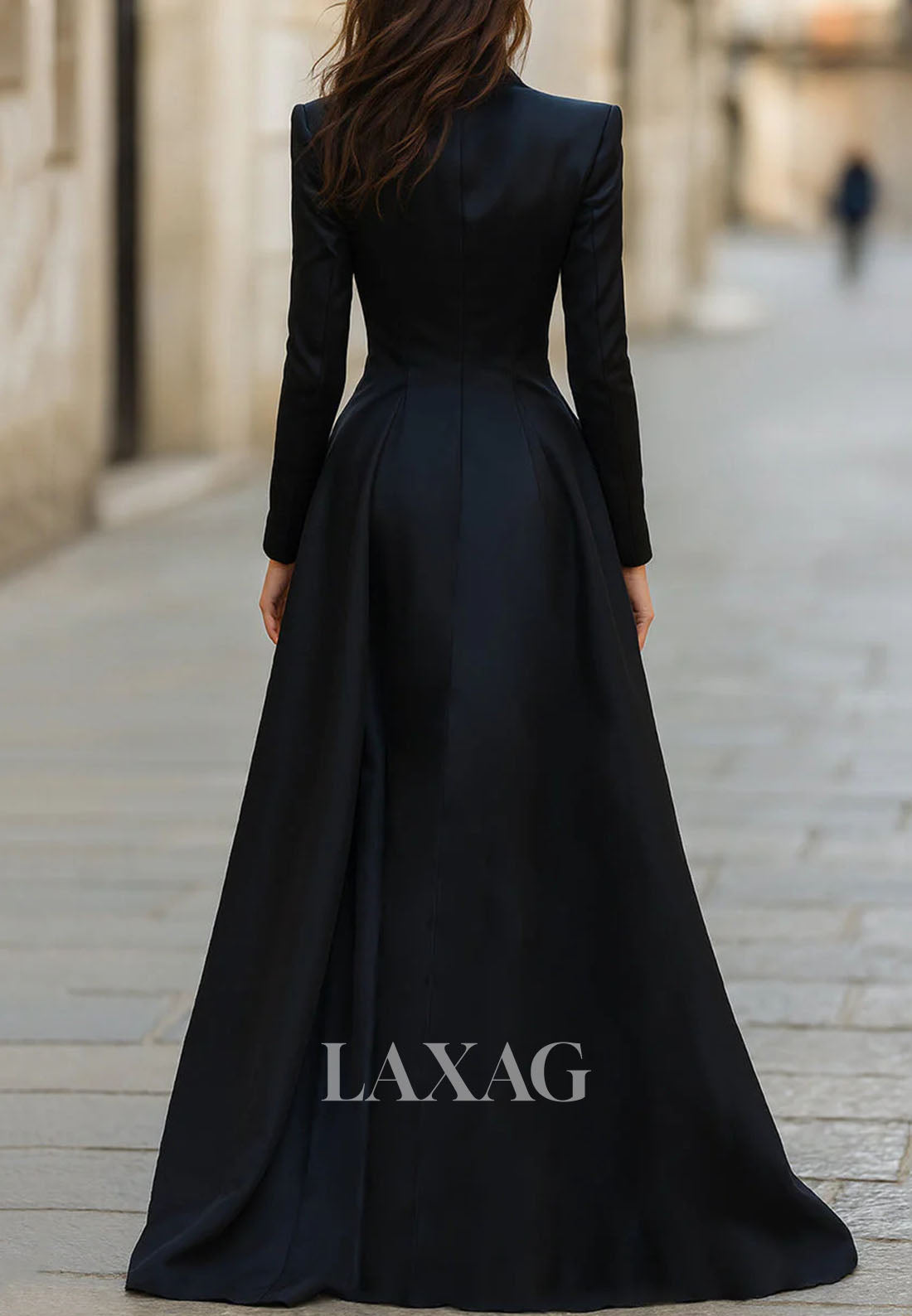 Deep V-Neck Long-Sleeves Satin&Lace Floor-Length Mermaid Evening Dress with Train