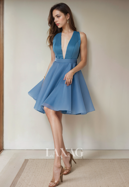 A-Line Low V-Neck Open Back Tulle Party Homecoming Dress with Bow Detail