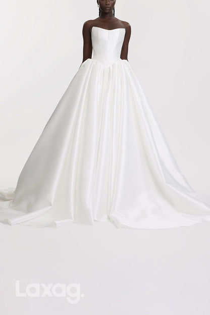 22937 - A-Linie Strapless Draped Sleek Satin Elegant Wedding Dress with Train